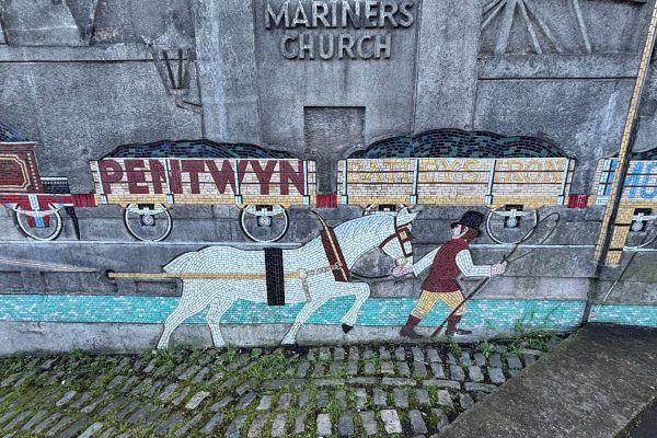 Newport Roundabout - Mosaic Project - public art 2